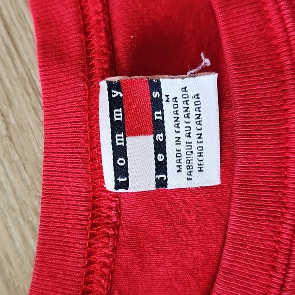 Y2K Tommy Hilfiger Short Length Red Logo T-Shirt, Medium - Picture 7 of 13